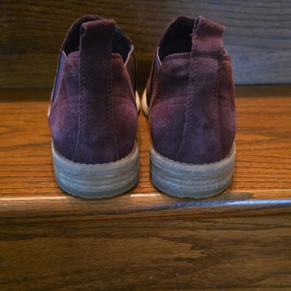 Womens CLARKS Suede Slip-On Casual Shoes in Burgundy - 8 - Picture 5 of 7